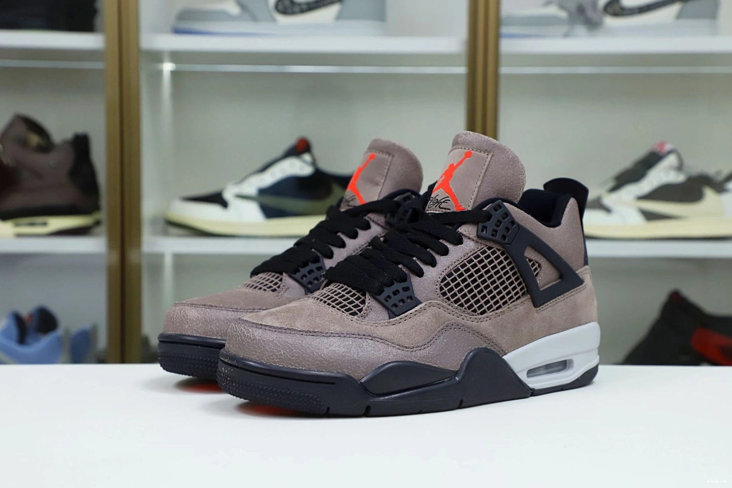 RETRO HAZE' JORDAN 4 AIR 'TAUPE 0920